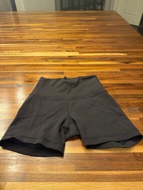 lululemon athletica Black Wunder Train High-Rise Bike Short
